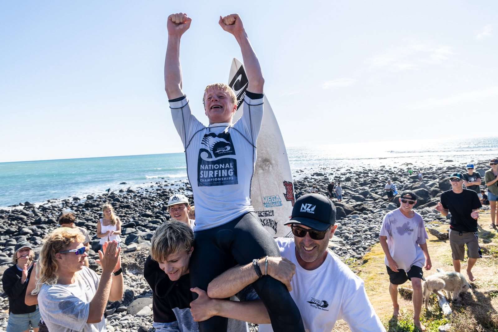 Surfing: Upset in men's final of NZ surf champs