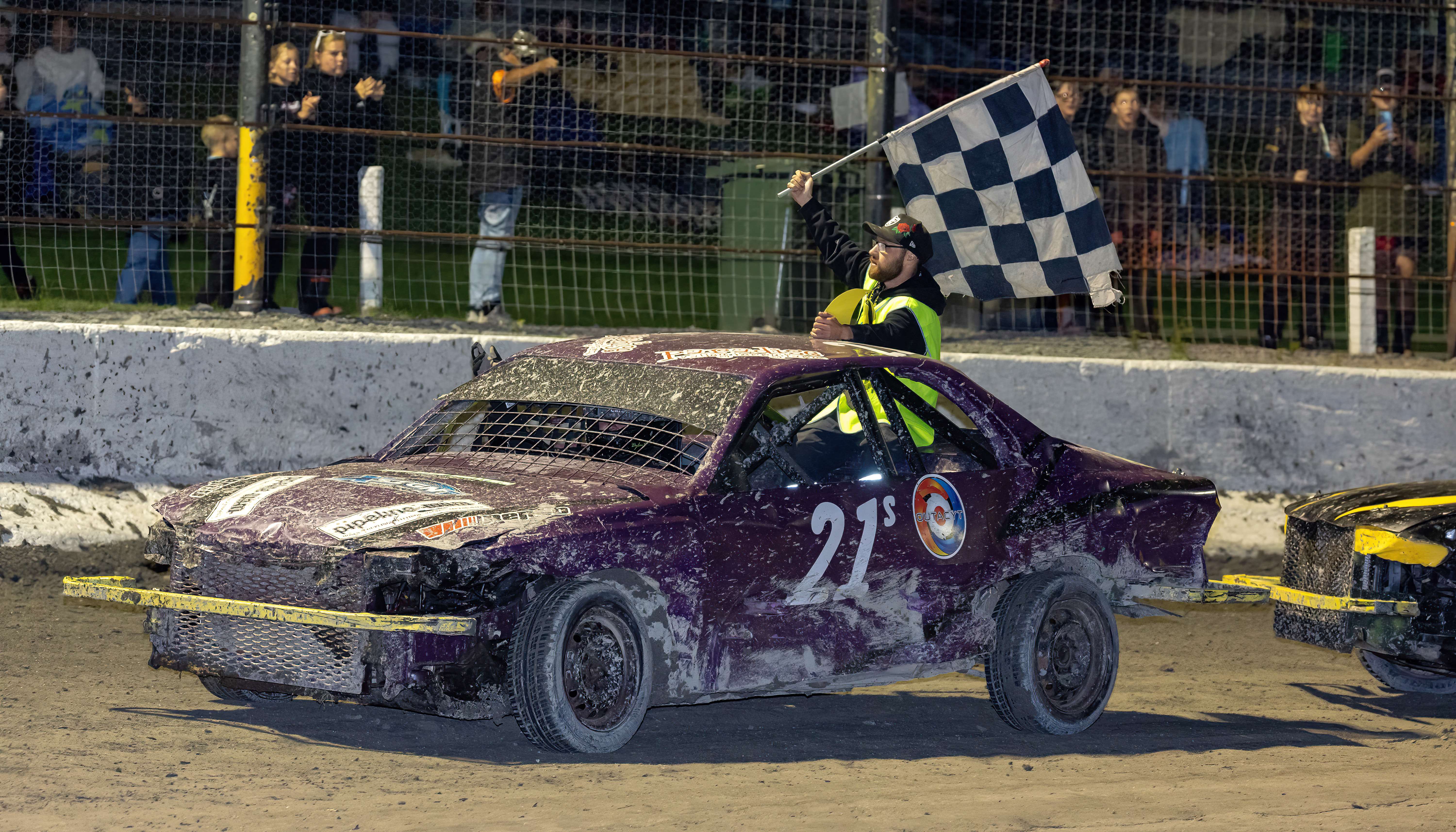 Speedway: Local teams snares victory