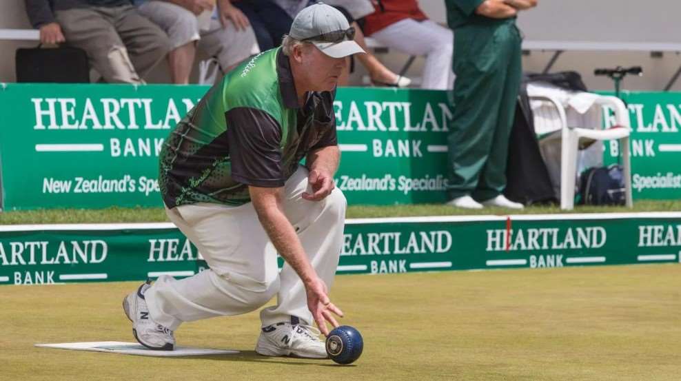 Bowls: Elgar claims 20th Taranaki title