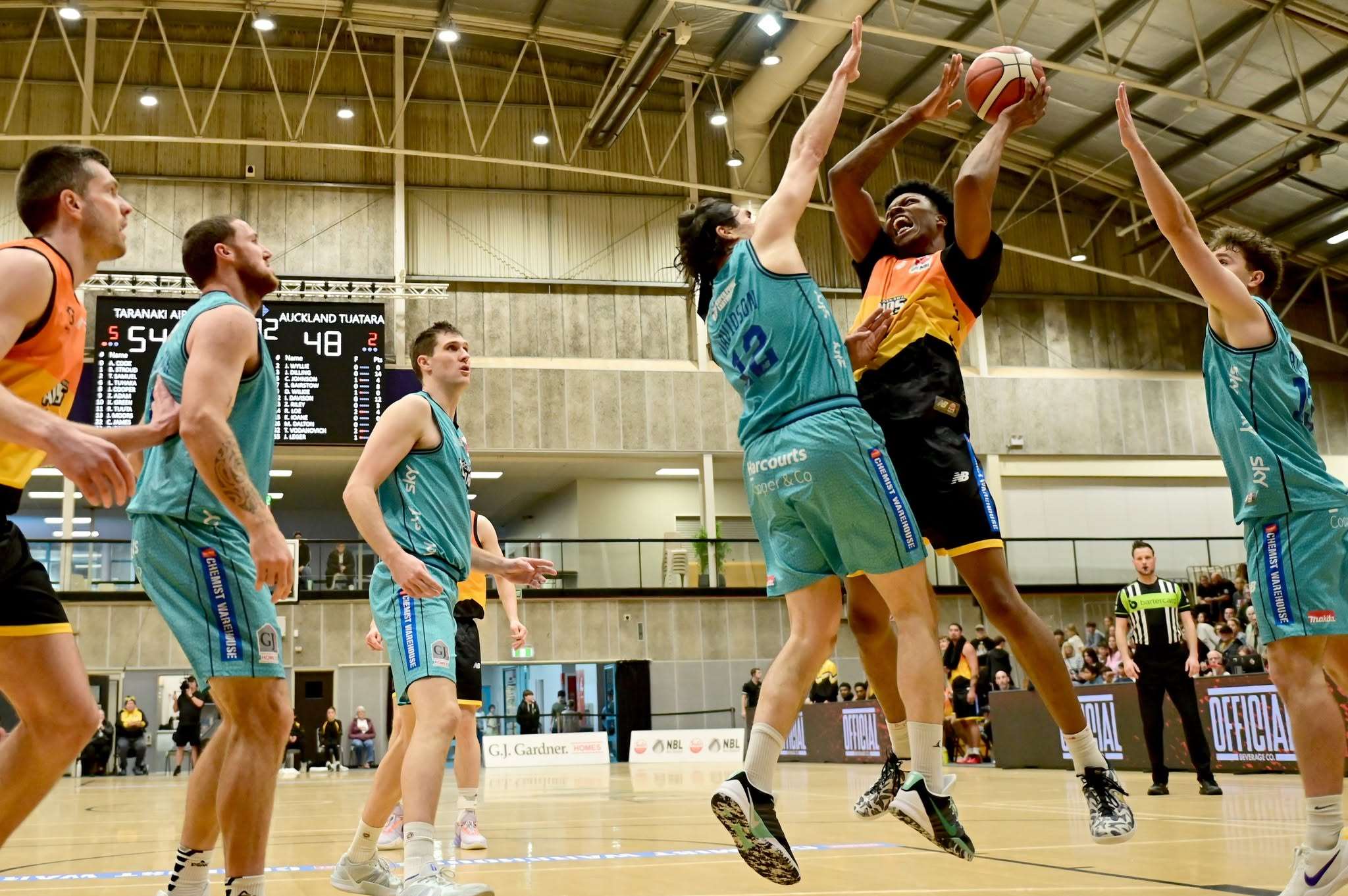 Basketball: Airs look to break losing streak in tonight's match